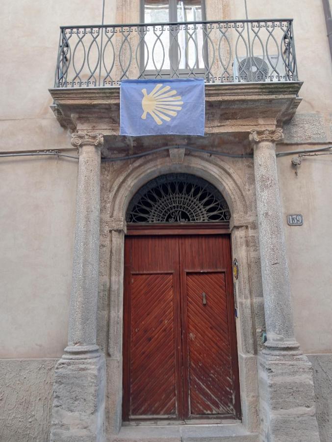 Santiago Rooms Caltagirone Exteriér fotografie